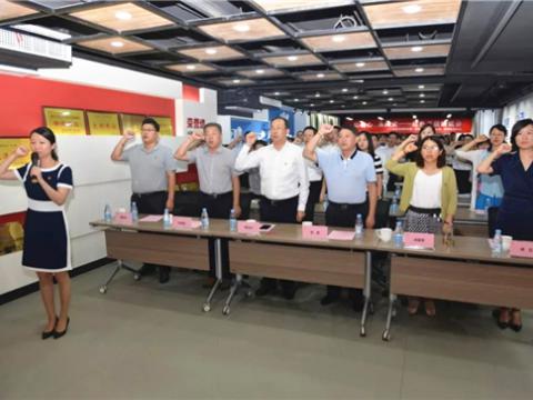 维多利亚老品牌vic爱心纪录——凝聚实力 爱心转达希望